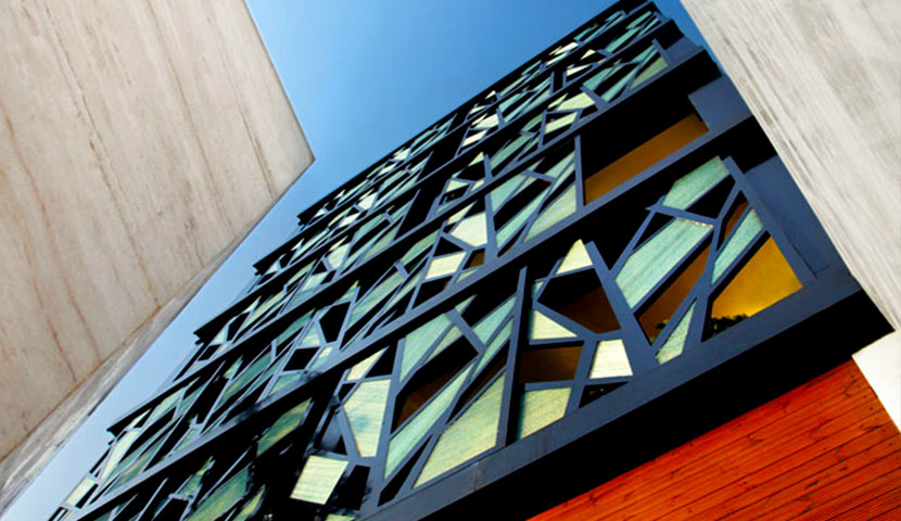 طراحی و اجرای نمای مدرن ساختمان مسکونی دانیال