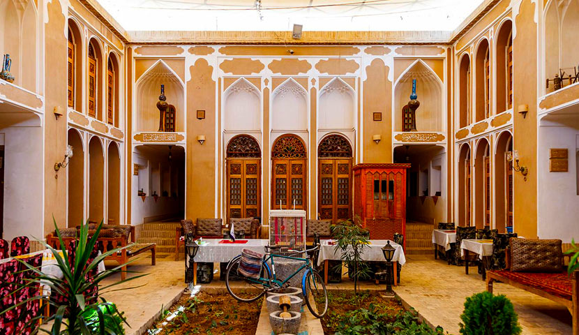 هتل موزه سنتی فهادان یزد