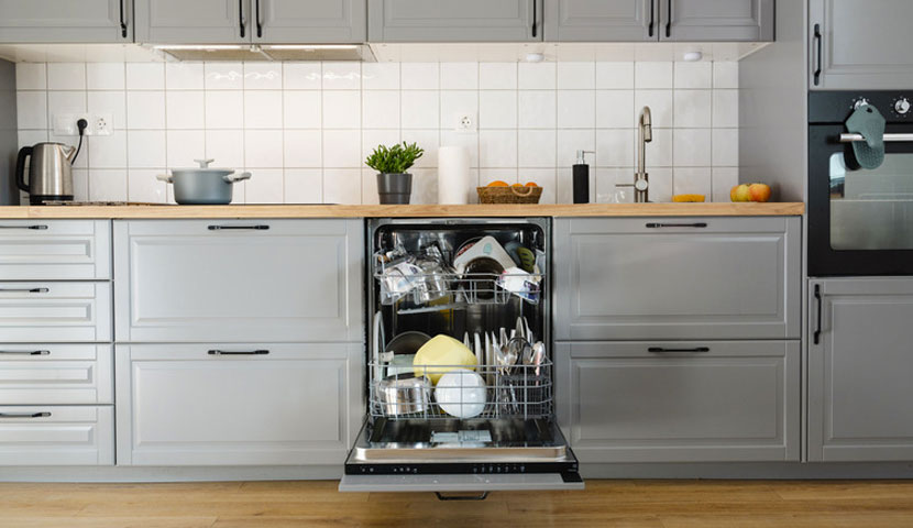 ماشین ظرفشویی در بازسازی آشپزخانه قدیمی