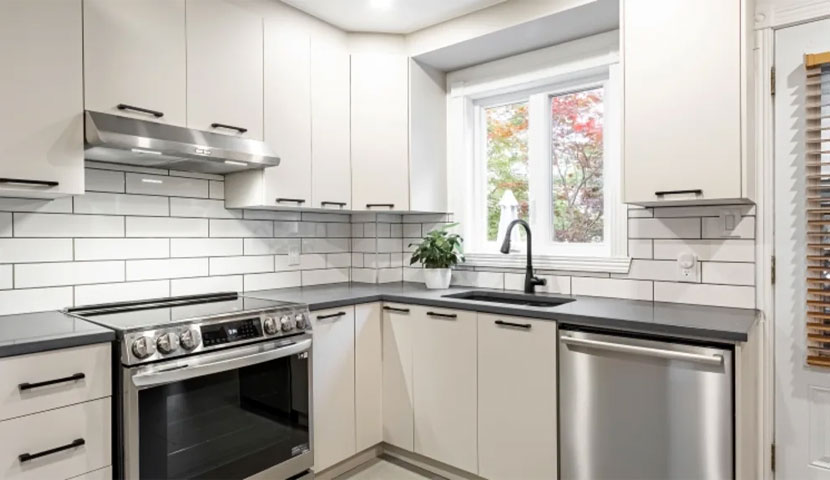 اجاق گاز در بازسازی آشپزخانه قدیمی