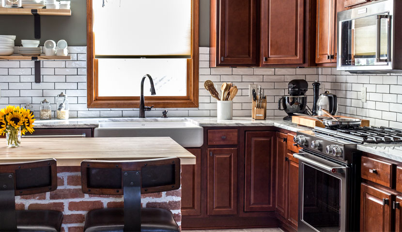 اجاق گاز در بازسازی آشپزخانه قدیمی