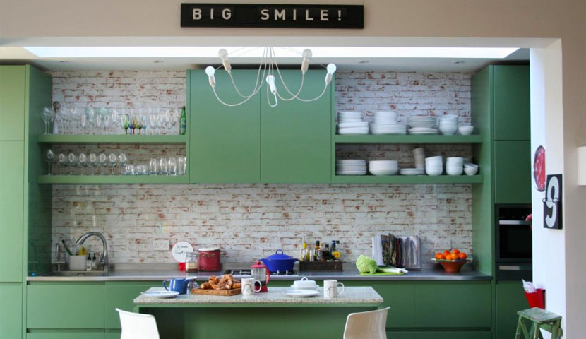 بازسازی دیوار آشپزخانه قدیمی