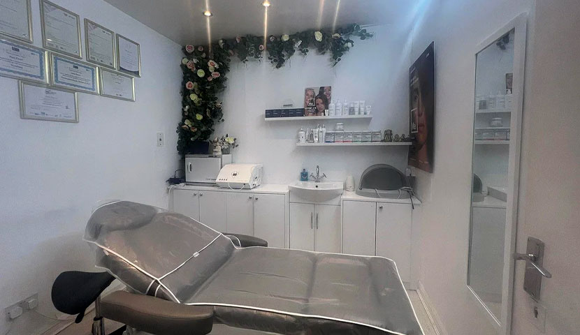 طراحی کلینیک زیبایی کوچک