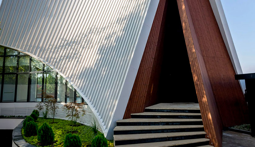 ویلا برادر کوچکتر