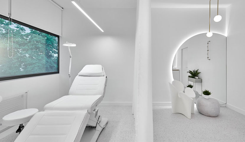 بازسازی کلینیک زیبایی ساده و شیک