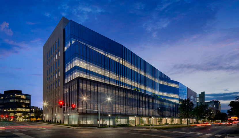 طراحی ساختمان اداری به سبک مدرن 