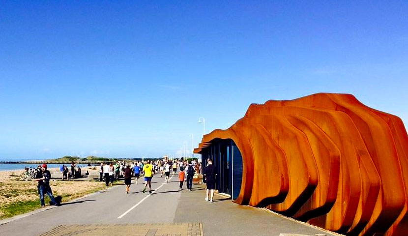 کافه ایست بیچ کافه ایست بیچ