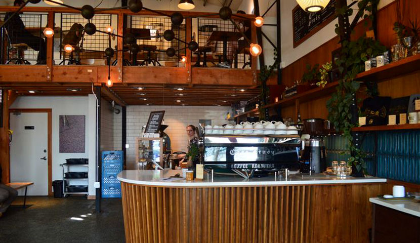 کافه کیس استادی کافه کیس استادی