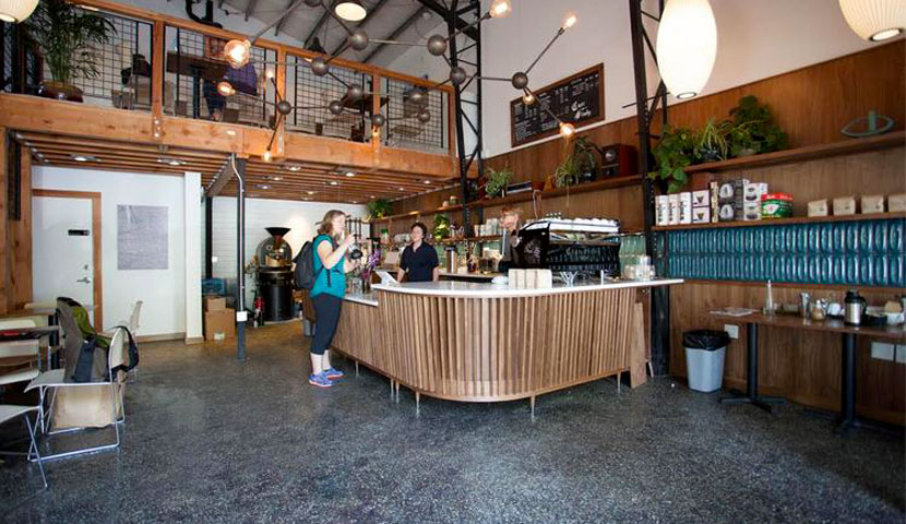 کافه کیس استادی کافه کیس استادی