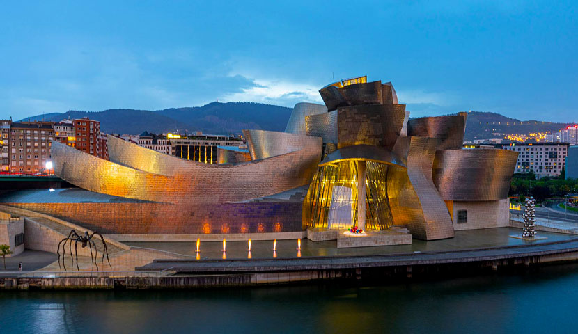 معمار موزه گوگنهایم بیلبائو