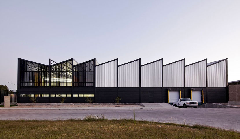 بازسازی کارخانه